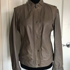 stradivarius genuine leather jacket